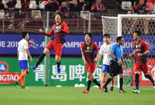 亚冠-鹿岛2-1逆转鲁能 费莱尼头槌伊藤翔2分钟2球