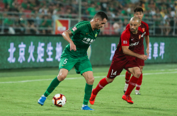 中超-国安2-0华夏止两连败 奥古巴坎布补时皆点射