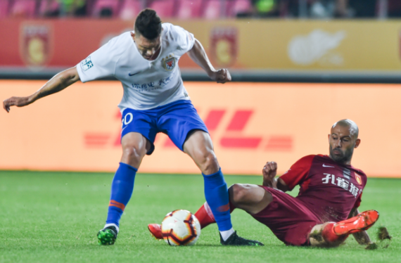 中超-鲁能3-0大胜华夏终结连败 U23小将2传1射格德斯费莱尼破门