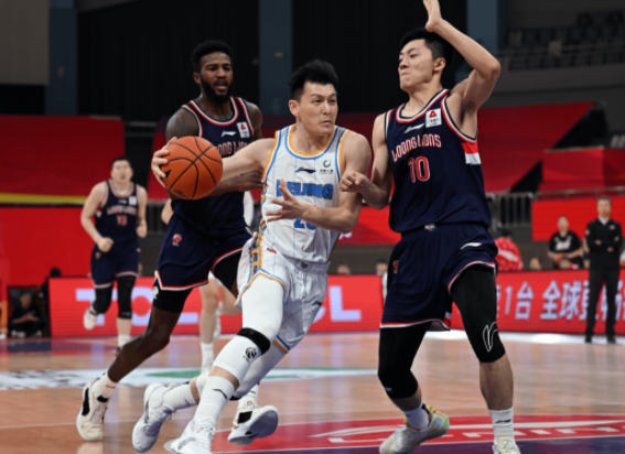 CBA-陈盈骏14+8+6林书豪2分1助 北京加时66-71负广州