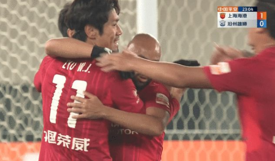 中超-海港2-0完胜沧州2连胜 吕文君2助攻保利尼奥破门