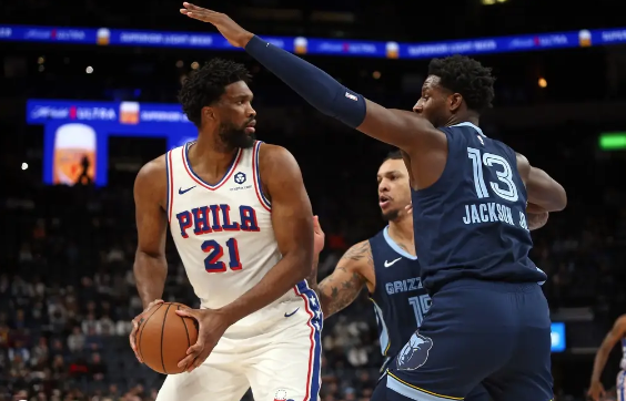 NBA-恩比德35+11 贝恩21分 乔治伤退 76人负灰熊遭遇五连败