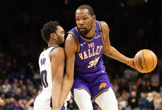 NBA-小萨复出空砍三双 布克22+13 杜兰特22+6 太阳胜国王