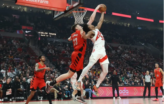 NBA-小西蒙斯22分 珀尔特尔19+8 卡马拉21+7 开拓者胜猛龙 