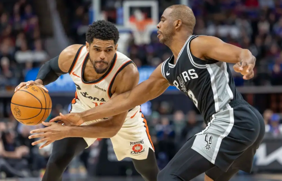 NBA-瓦塞尔26+6 萨瑟27分 坎宁安缺阵 活塞大胜马刺