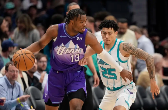 NBA-布里奇斯26+10+8 乔治20分 黄蜂胜爵士结束5连败