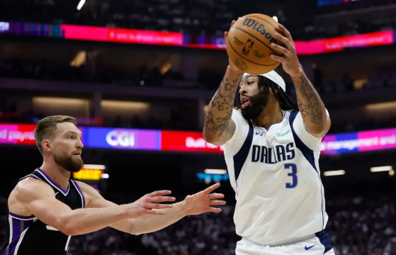 NBA-浓眉27+9 克莱23分 独行侠淘汰国王保留季后赛希望
