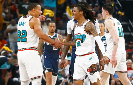 NBA-莫兰特带伤出战22+9 浓眉空砍40+9 灰熊胜独行侠进季后赛