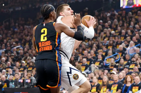 NBA-戈登三分绝杀 约老师42+22 掘金险胜雷霆总分1-0