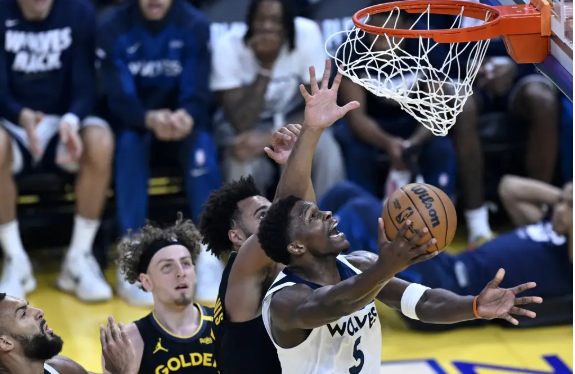 NBA-华子30分 巴特勒低迷14+6 森林狼再胜勇士抢到赛点