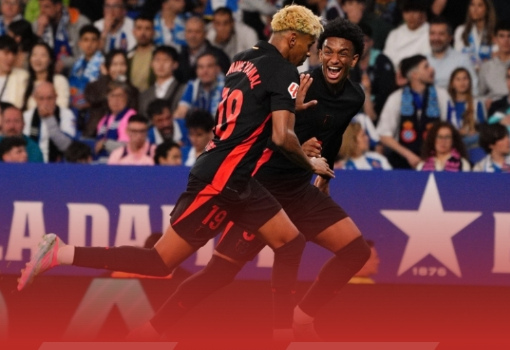 西甲-巴萨2-0西班牙人提前夺冠，亚马尔传射